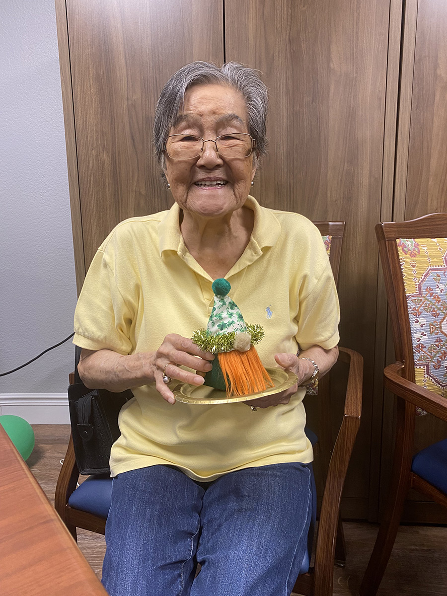 Resident with St. Patrick's Day craft Lodi