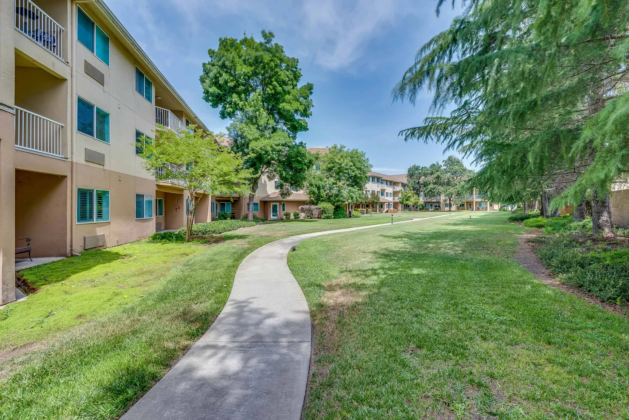Outdoor walkway Lodi